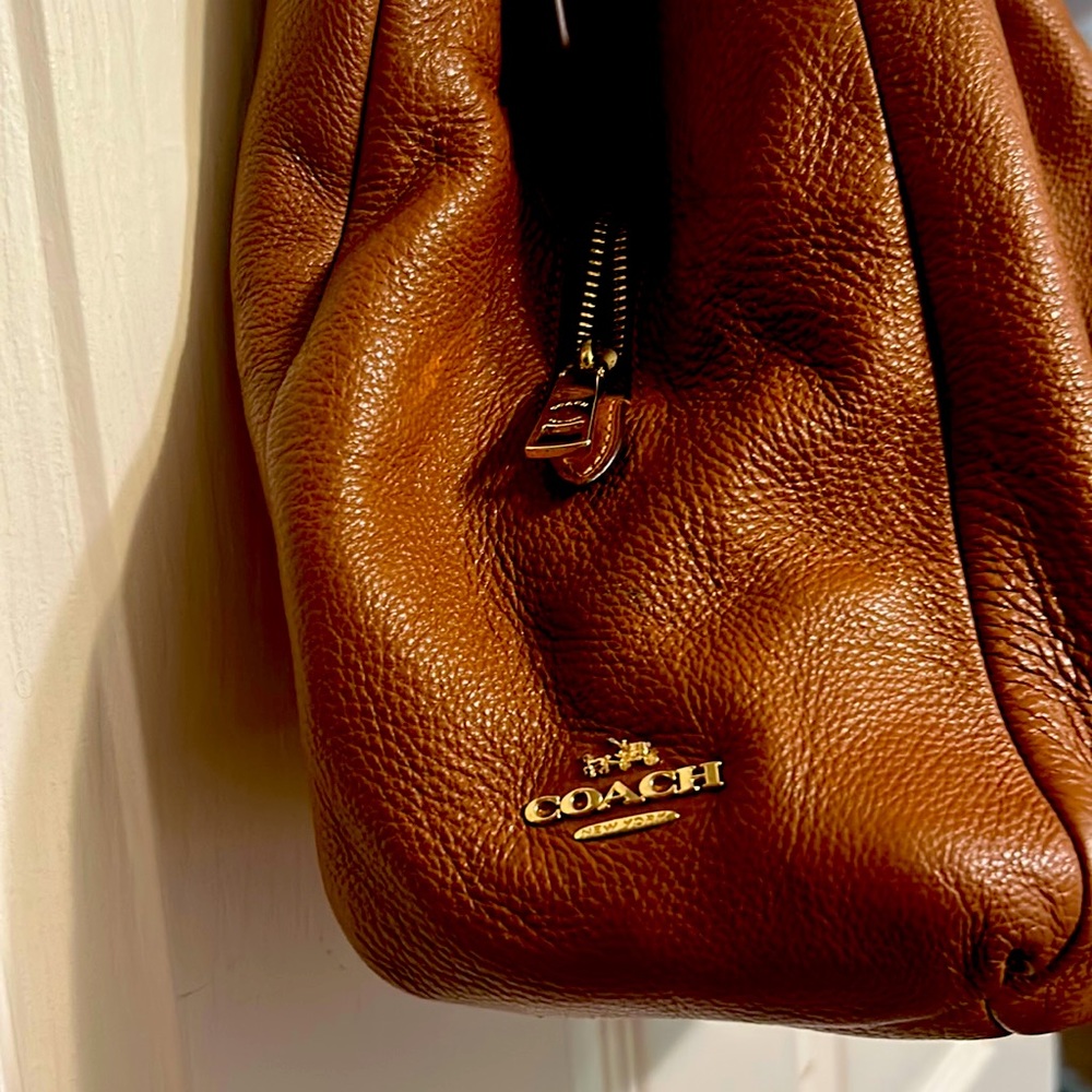 Coach Madison phoebe pebble leather shoulder bag